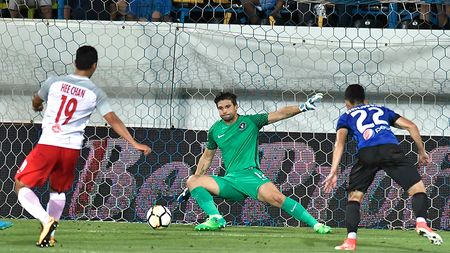 Simfonia lui Mozart, muzica înfrângerii! Visul european al lui Hagi e aproape de final după o prestație horror a apărării. Viitorul - Salzburg 1-3