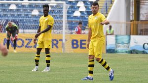 Raul Rusescu a debutat pentru Concordia Chiajna, dar nu a purtat noroc. Ilfovenii au pierdut cu Poli Iași, meci în care a marcat un alt fotbalist adus peste noapte