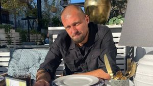 Scandal monstru cu Gabi Tamaș în cantonamentul Concordiei. Ar fi consumat 5 beri și apoi ar fi început cearta pentru că nu a primit pâine: Erik Lincar cere să fie dat afară fotbalistul sau demisionează el!