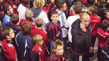 Vis de copil în "rosso-nero" cu idolul Boateng și nenea Baresi