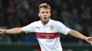 Maxim, pe lista neagră la Stuttgart! Românul ar putea ajunge în Anglia: e dorit de un club de tradiție