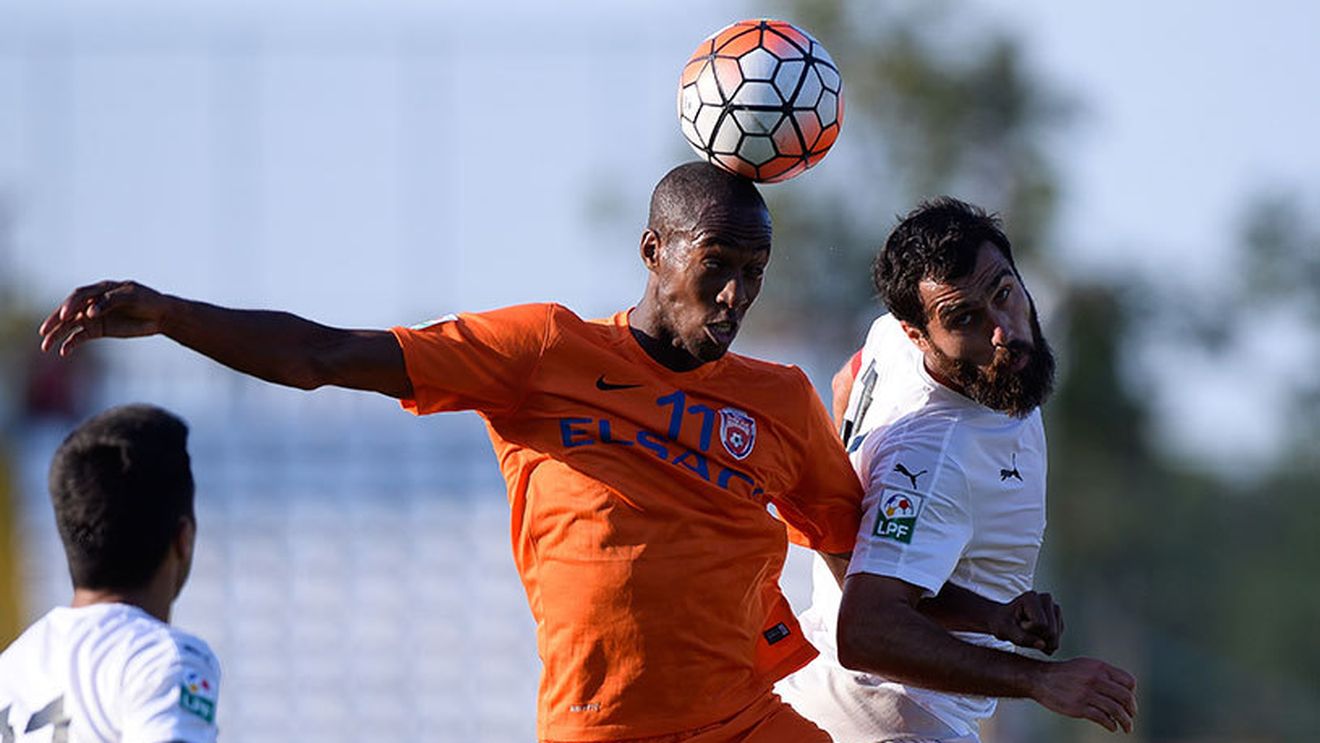 OFICIAL | Schimbare de planuri pentru Martinus. Unde s-a transferat mijlocașul dorit și de Steaua: "A primit o ofertă de nerefuzat"
