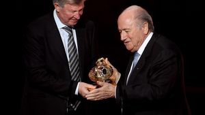 Mai are trei ani!** Blatter face anunțul pe care lumea fotbalului îl așteaptă de ani de zile: "În 2015 mă retrag!" ** Află cine-i va fi succesor