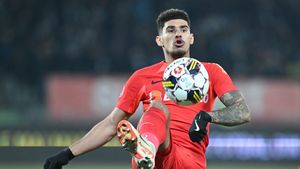 Gigi Becali e forțat să îl vândă pe Florinel Coman la arabi! Șeicii i-au luat ochii atacantului cu salariul oferit și Basarab Panduru anticipează un declin imens dacă FCSB nu semnează transferul