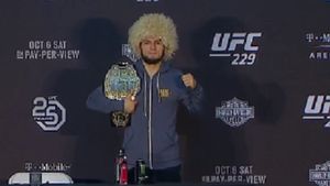 Putin a pus mâna pe telefon imediat după scandalul din UFC: "Tocmai m-a sunat să-mi spună". Khabib Nurmagomedov și discursul învingătorului: "Îmi cer scuze, dar vorbiți și despre astea! Vreau să schimb acest sport". De ce și-a pierdut cumpătul