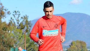 INTERVIU EXCLUSIV | Adrian Stoian, prima reacție după plecarea de la FCSB: "Din această cauză nu am reușit" + Ce se întâmplă în cadrului clubului și cum l-a ajutat Hagi, după ce a fost renegat de Becali 