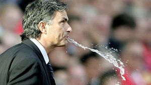 SCANDALOS: E prea MULT și pentru Mou! **Zidane, îngenuncheat de "Special": 'E DEGEABA'