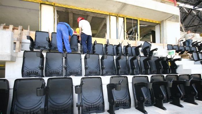 "Cluj Arena" are scaune cu protecție împotriva razelor ultraviolete