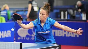 Ce periculoasă e! Face arte marțiale, dar țintește o medalie la Europeanul de tenis de masă! | FOTO