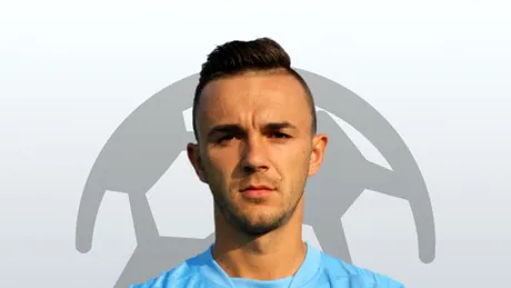 Fost fotbalist de Liga I** în pregătire cu Delta Dobrogea