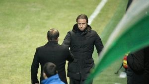 Dragomir îi deschide drumul lui Reghe către Steaua!** "Ar trebui să fie nebun să nu se ducă!" Ce condiție ar trebui să pună antrenorul