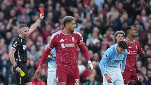 Scandal monstru după Liverpool – Manchester City 0-3! Un cartonaș roșu controversat: „S-a grăbit!”