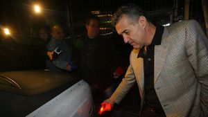 Gigi Becali, alături de antrenorul pe care visează să îl aducă la Steaua:** "Lucescu e un bun național! Îl voi vizita" Mesajul stelistului