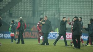 Are peste 100 de meciuri pentru CFR**, dar a fost dat afară pe ușa din dos de Mureșan!