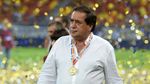 Cum a ajuns să arate Ioan Niculae la 72 de ani, proaspăt însurat. A fost cel mai bogat român și un mare rival al lui Gigi Becali: apariție alături de fiul lui Radu Mazăre!