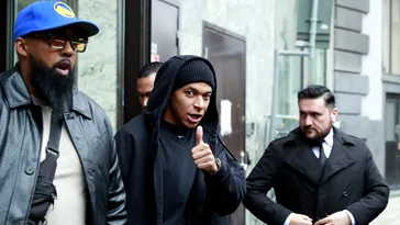 Mbappe e oficial accidentat, dar a fost prins în discotecă, la Stockholm! S-a dus cu masca pe față și l-au băgat la separeu