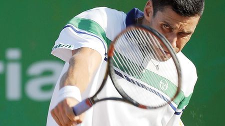 Victor Hănescu n-a profitat de culoarul lui Federer!** Deși a avut numai eșecuri, a plecat acasă cu 16.000 de euro