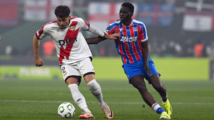 Crystal Palace - Rayo Vallecano 1-0, în finala Conference League. Rațiu a fost integralist și a ratat o mare ocazie în minutul 80