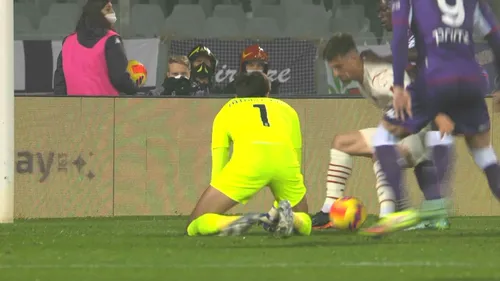 Ciprian Tătărușanu, gafă impardonabilă în Fiorentina - AC Milan. Portarul român și-a ruinat echipa în startul partidei | VIDEO