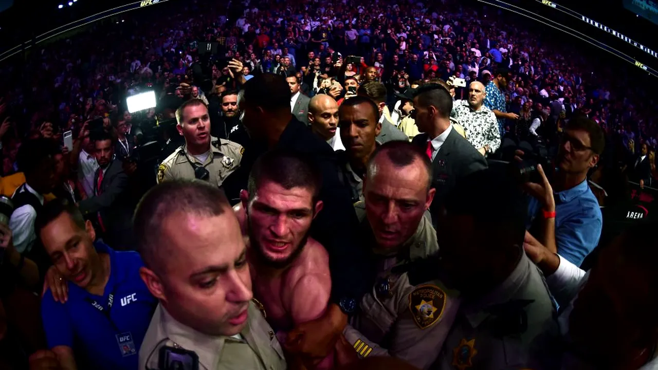 Explicația pentru haosul de la UFC 229: cele trei cuvinte care l-au făcut pe Khabib să turbeze de furie! Cine le-a rostit și cât de șifonată a ieșit 