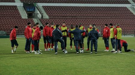 Minteuan:** "Vor apărea surprize în primul 11"