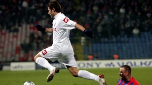 Mircea Lucescu: "L-am vrut pe Mutu la Donețk!"