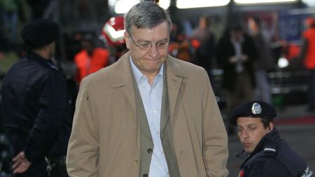 Iancu amenință: "Cazul `Valiza` e prea mic pe lângă ceea ce va păți Mircea Sandu"