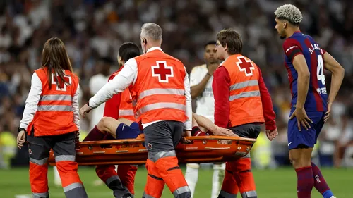 Accidentare gravă în Real Madrid - FC Barcelona. Starul lui Xavi a ieșit pe targă, cu ochii în lacrimi, moment în care pe Santiago Bernabeu s-a întâmplat un lucru care se vede o dată la mulți ani