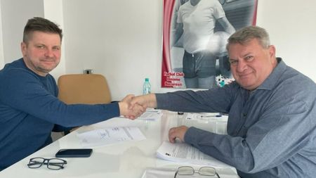 OFICIAL: Dusan Uhrin a semnat contractul! Va sta pe bancă la derby-ul Dinamo-Rapid: „De fiecare dată a fost greu şi au fost probleme"