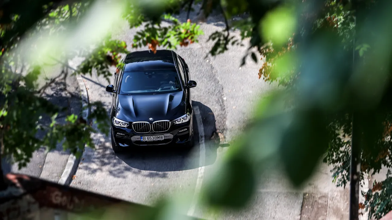 Test drive BMW X4 - Sportivitate de coupe și dimensiuni de SUV - GALERIE FOTO