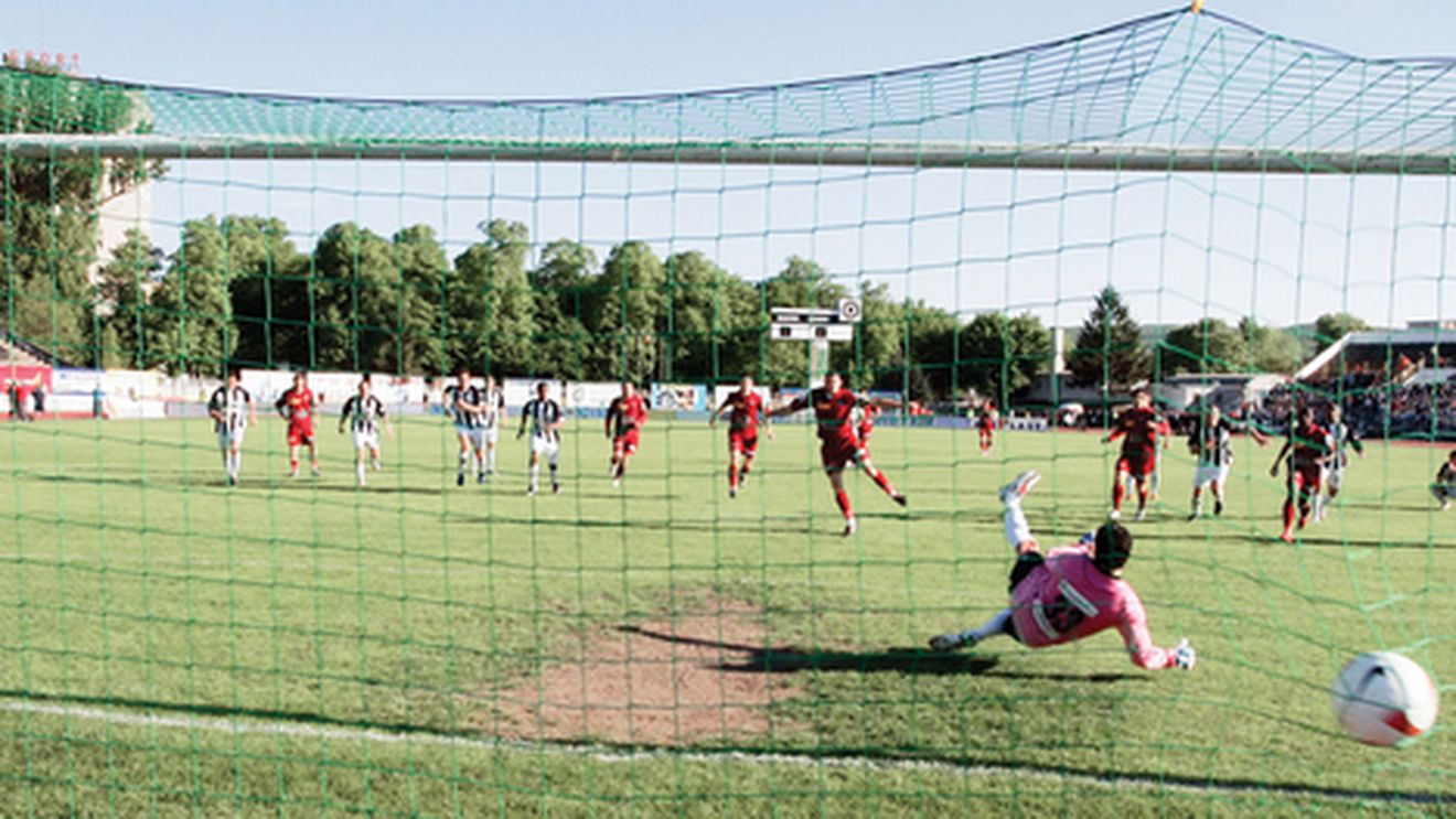 "Penalty + Cadu = titlu"