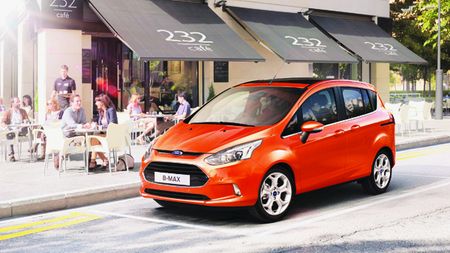 Regina României! FOTO** Prima imagine cu cea mai frumoasă mașină construită în țară