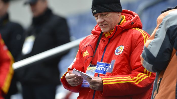 Sandu, cu capul plecat în fața fanilor naționalei!** "Le cer scuze, au fost puși într-o situație jenantă!" Ce spune de viitorul lui Pițurcă: