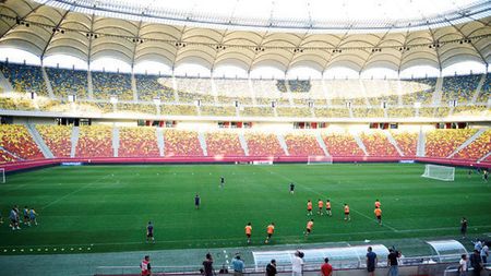 Xavi, Torres și Casillas pe National Arena?** Mircea Sandu anunță un meci de vis cu dubla campioană europeană la București: "Nu e ușor să joci cu Spania!"