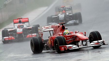 Consiliul Mondial al FIA a decis să autorizeze ordinele de echipă în F1, în sezonul 2011