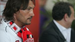Bonetti, noul antrenor al "câinilor"!** "Sunt fericit că am revenit! Dinamo face parte din inima mea!"