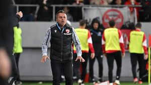 Florentin Petre a numit singura echipă „perfectă” din Superliga după ce Dinamo a ajuns pe locul doi în clasament! Reverență în fața coșmarului „câinilor” din ultimii ani