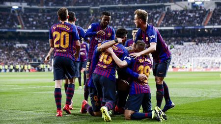 Real Madrid - Barcelona 0-3! Catalanii își umilesc rivala pe "Santiago Bernabeu" și se califică în finala Cupei Regelui! Luis Suarez, din nou "coșmarul" campioanei Europei