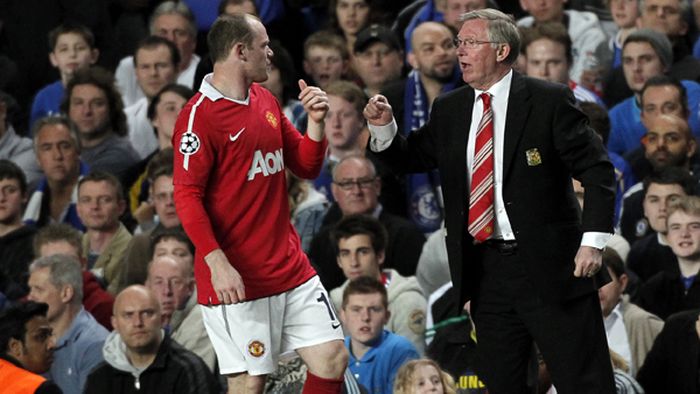 "Diavolii", cu coada între picioare:** "Țipă și urlă de nu poți să ridici privirea din pământ!"** Crizele lui Alex "Foenul" Ferguson, povestite de Rooney
