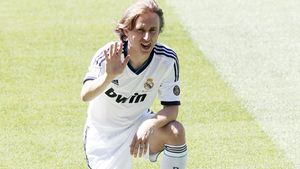 Au trecut la Real Modric