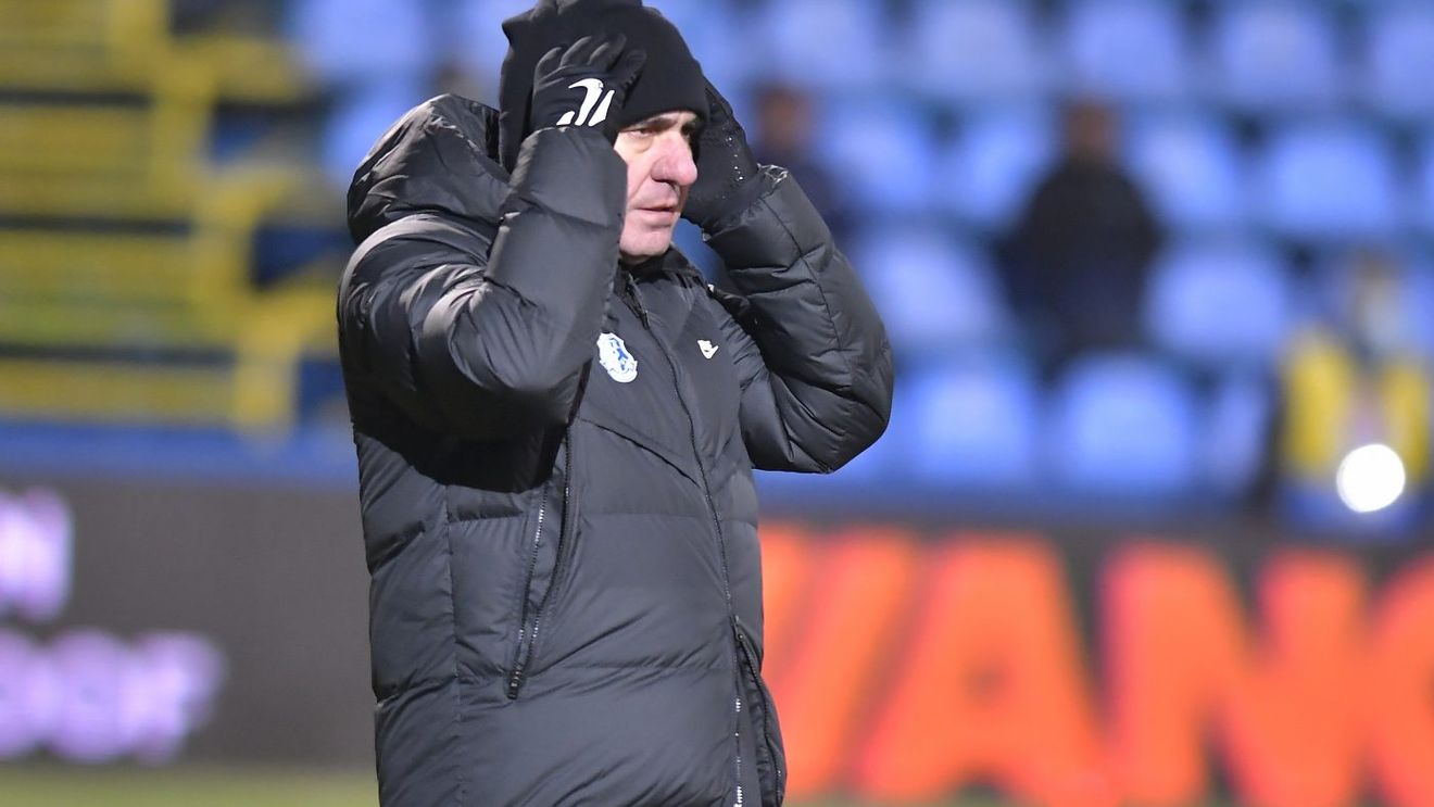 Gică Hagi a dezvăluit care e starea de sănătate a lui Ianis, după ce atacantul a ieșit accidentat din meciul Rangers - Stirling Albion. „Sperăm să nu fie...”