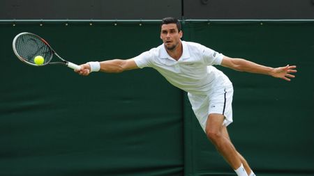 Victor Hănescu s-a calificat în semifinale la Alphen 