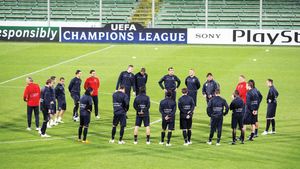 Lăcătuș "Trebuie să marcăm cu Fiorentina!"