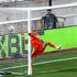 Ghinion cât casa! Ionuț Radu, învins de Florin Tănase în Europa League după un gol de la 20 de metri în minutul 88: ce notă a primit portarul român!