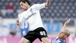 Ciobotariu a ochit trei jucători din Portugalia!** Dinamo vrea un fundaș, un mijlocaș și un atacant