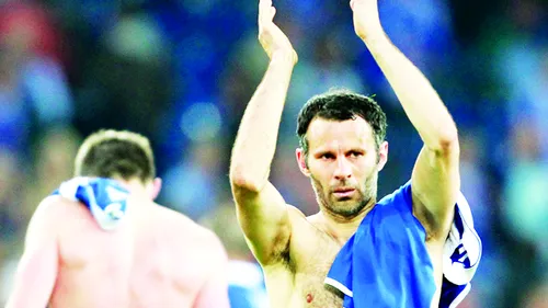 Reportaj ProSport Â»** Mr. Giggs în Paradis!** Galezul a primit trofeul Golden Foot și a intrat definitiv în legendă