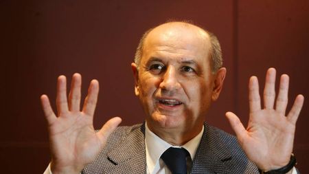 George Copos, după ce a fost audiat la DNA: "Conducerea de la Rahova a fost destul de exigentă cu elaborarea lucrărilor"