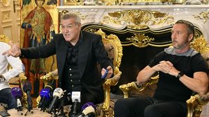 Decizia UEFA care îl distruge pe Gigi Becali. Milioanele de euro pe care visa să le facă din bilete la primul meci din Europa League sunt în pericol, iar Meme Stoica a răbufnit: „Ăla e un rapidist ahtiat! E incredibil ce ne face”
