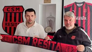 Ce s-a ales de fostul fotbalist român de la Universitatea Craiova plecat în străinătate la munca pe șantier sau pe câmp