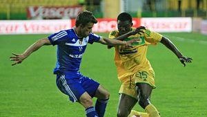 Caz incredibil în Liga I!** 'A fost operat, dar medicul i-a uitat un șurub în genunchi!' Când a venit la Vaslui era una dintre "perlele" Africii